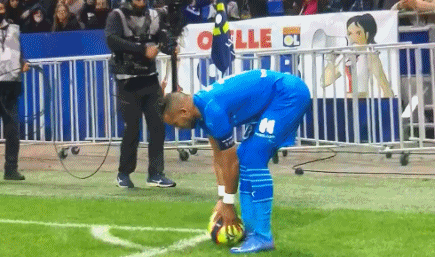 未来可期！克尼佩尔19中11砍全场最高29分 正负值+10（前途可期！克尼佩尔19投11中轰全场最高29分，正负值+10）