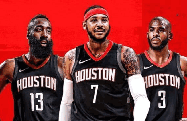 英超：曼城主场3-0完胜诺维奇（英超：曼城主场三球零封诺维奇）