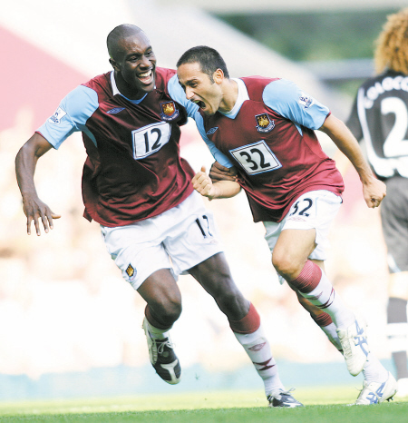 西甲第18轮开球时间：巴萨客战西班牙人1月4日凌晨4：00开打（西甲第18轮：巴萨客场对西班牙人，1月4日凌晨4：00开球）