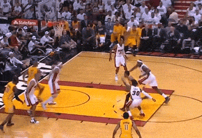 斯基拉：曼奇尼已与萨德签约1+2年，续约后年薪800万欧（斯基拉：曼奇尼加盟萨德签1+2合同，续约年薪达800万欧元）