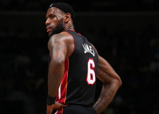 篮球为什么让团队协作更紧密？（篮球如何打造更紧密的团队协作？）