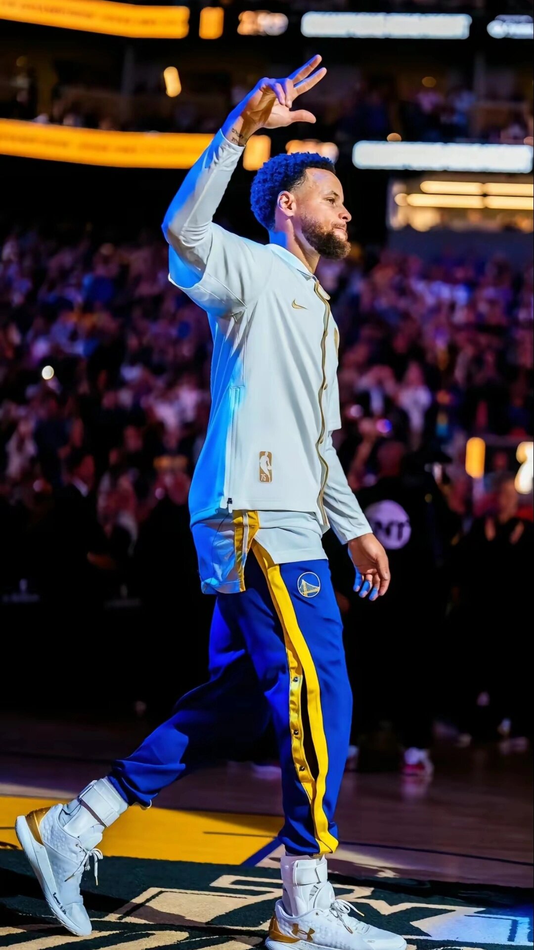 NBA球星伤病更新：东契奇缺席（NBA伤情快报：东契奇因伤缺阵）