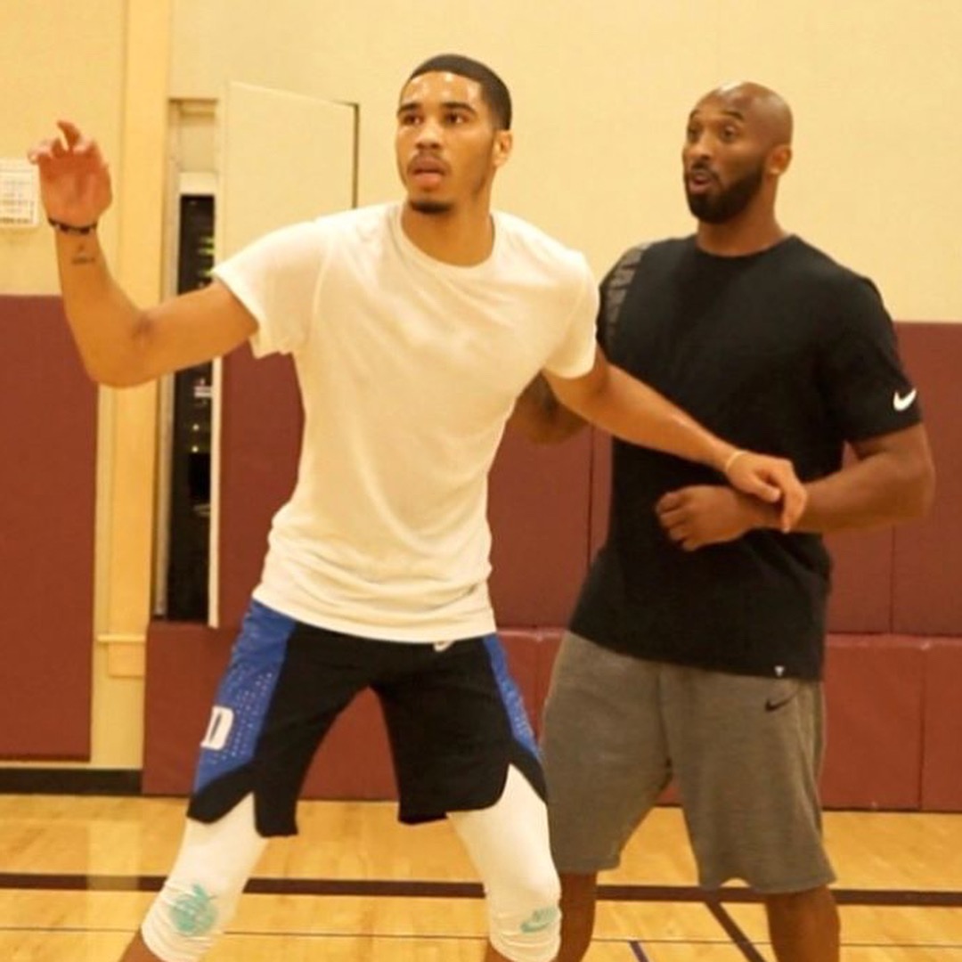 NBA球员数据榜：字母哥得分继续领先,（NBA球员数据排行：字母哥得分仍领跑）