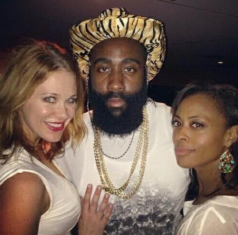 紫百合开局12轮不胜，意甲过去31年只有卡利亚里此种情况保级（紫百合前12轮未尝一胜：意甲近31年仅卡利亚里在同样开局下成功保级）