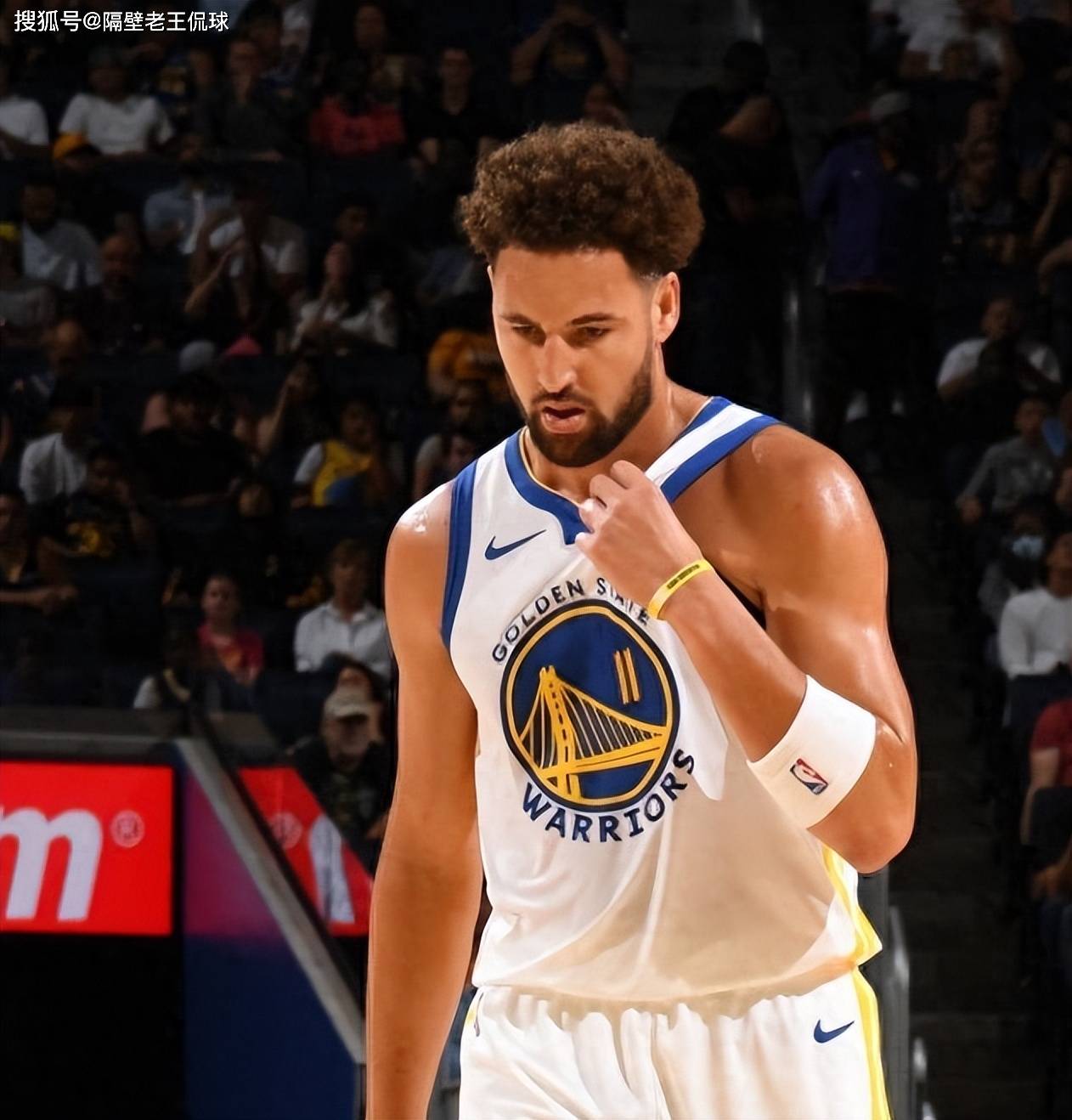 博洛尼亚vs那不勒斯：奥尔索利尼、达林加首发，麦克托米奈、霍伊伦出战（博洛尼亚战那不勒斯：奥尔索利尼、达林加先发，麦克托米奈、霍伊伦登场）